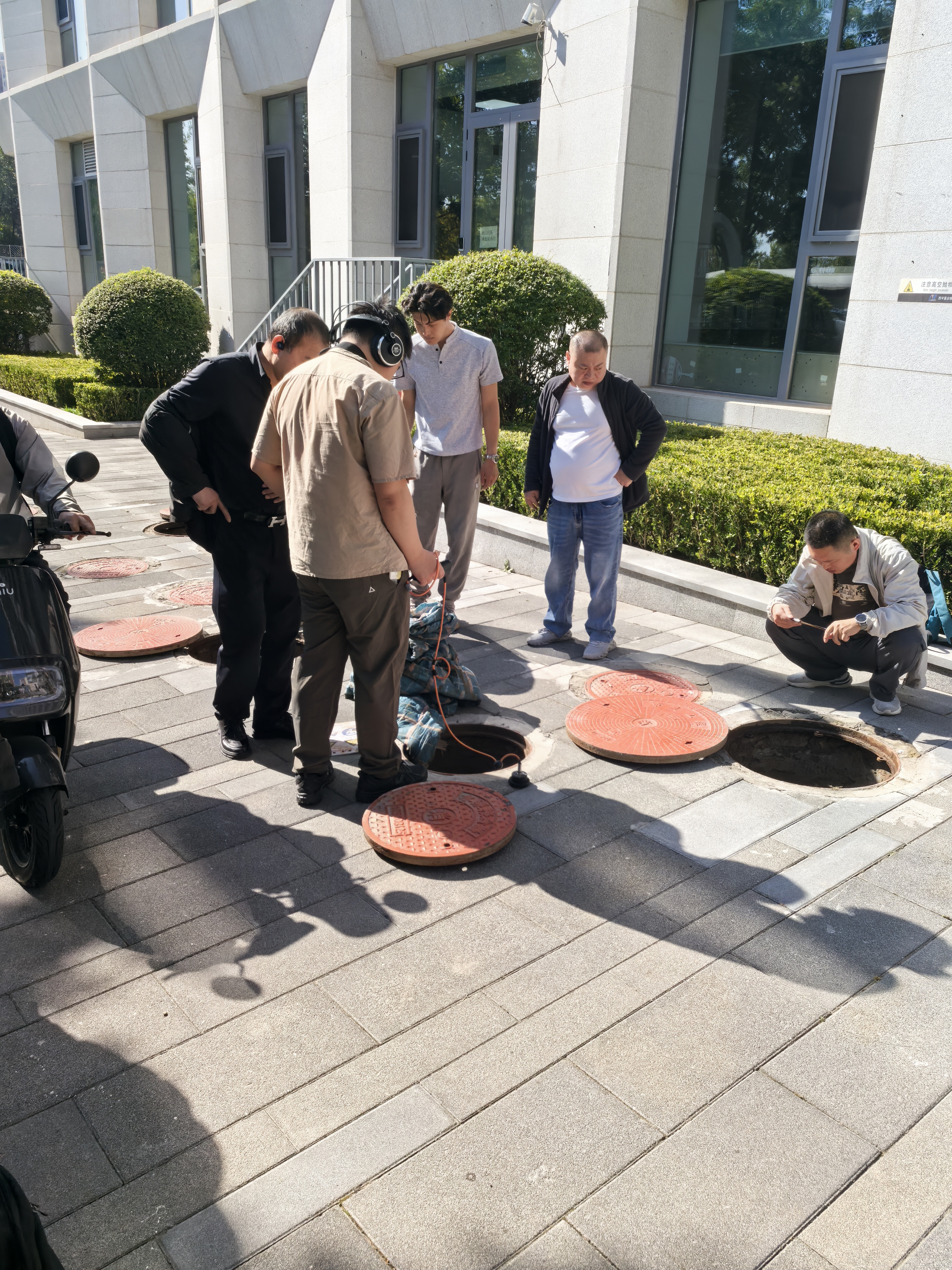 智能聽漏儀供水管網聽漏現場 智能聽漏儀供水管網聽漏現場